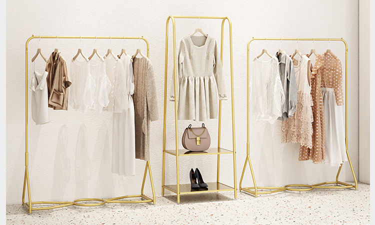 Wall-Mounted Display Racks for Clothing Stores: Maximize Floor Space and Optimize Visual Merchandising